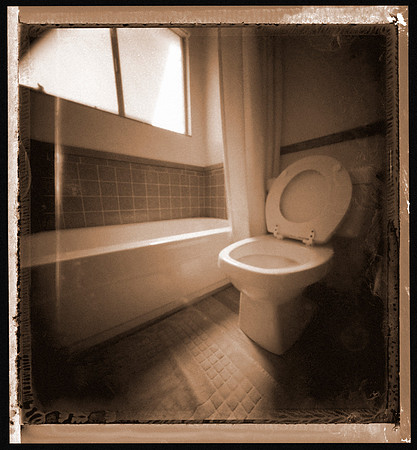 Toilet 2